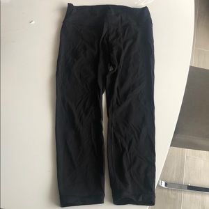 Lululemon Wunder Under athletic legging